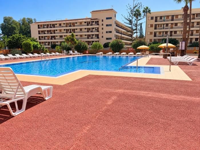 image Cris Sol Heart of Los Cristianos 24