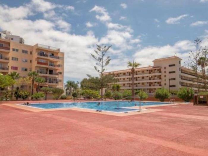 image Cris Sol Heart of Los Cristianos 28
