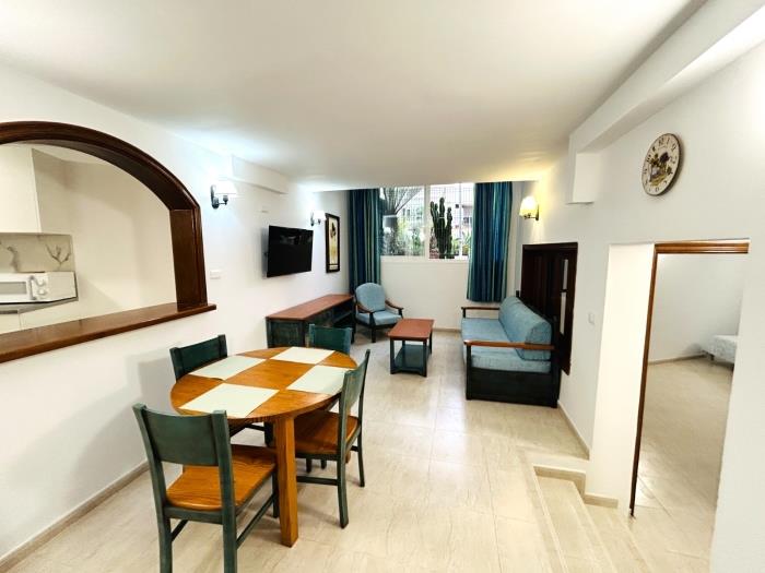 image Serene Las Flores 1G with pool 4
